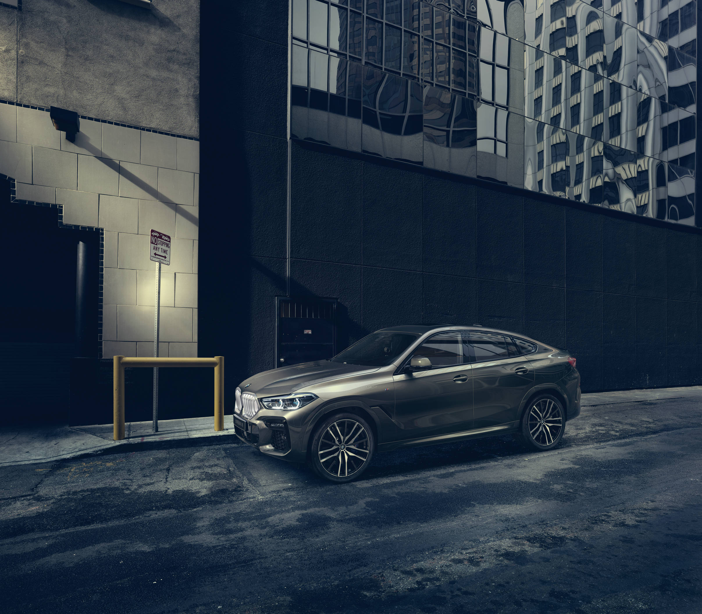 02.全新BMW X6.jpg
