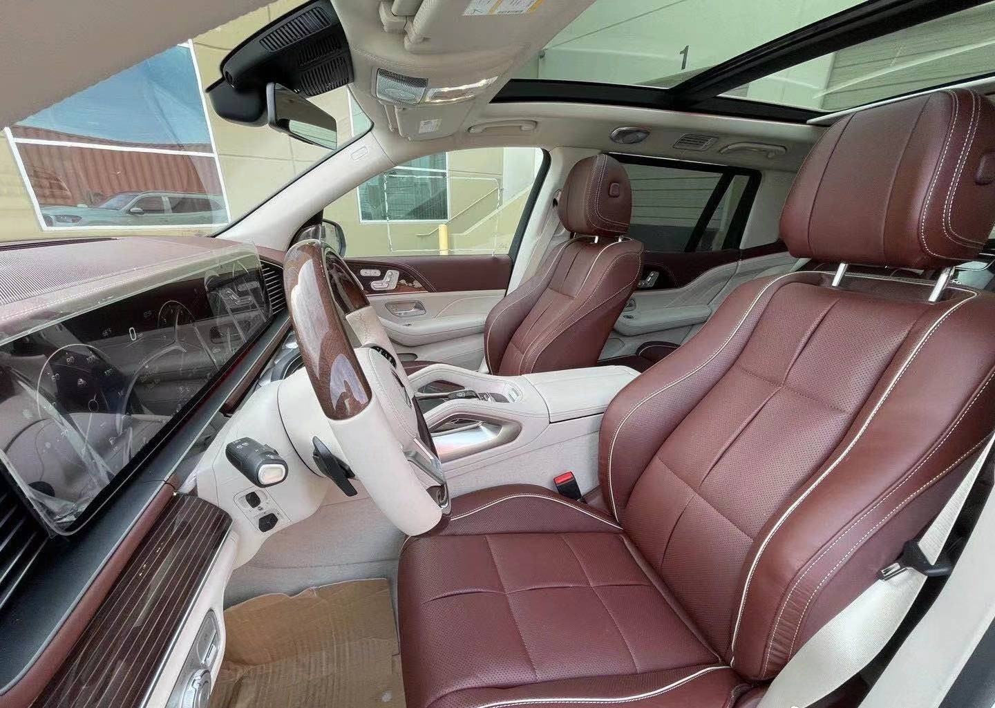 全新迈巴赫奔驰GLS600 裸车售价340万