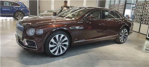 21款宾利飞驰4.0v8相信大家对宾利认识