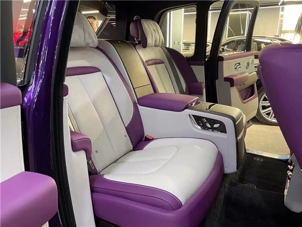 伟德bv1946官网-迪奥DIOR桀骜男士柔滑紧致精华：男士护肤的奢华之选