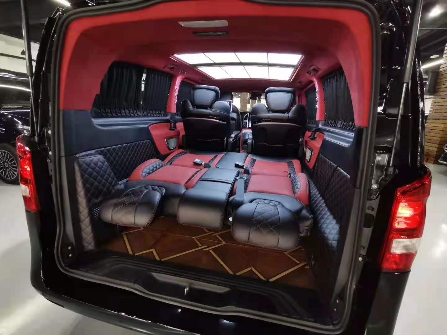 威霆裸车基础上改裝工艺品别具匠心