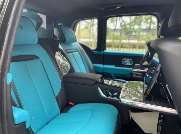 2021款劳斯莱斯库里南suv车型的天花板 