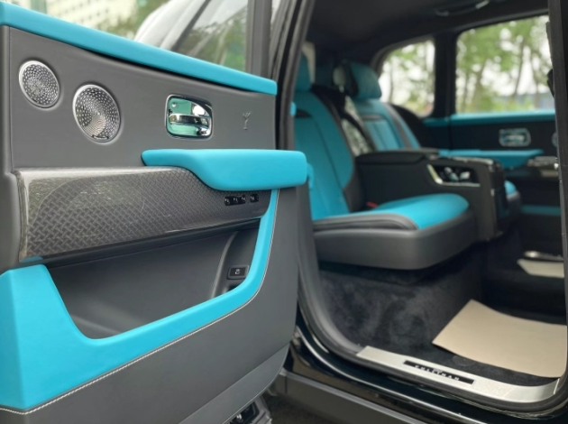 2021款劳斯莱斯库里南suv车型的天花板 