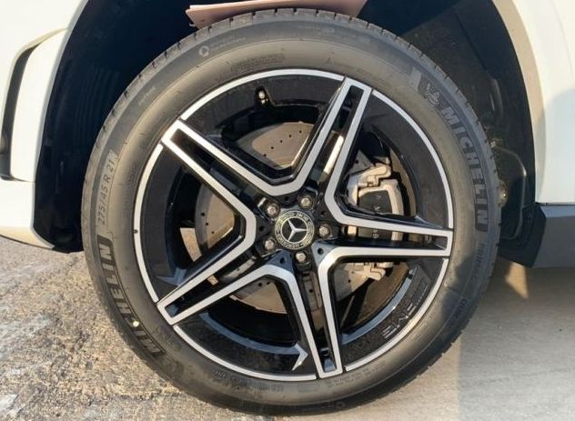 2021最新款奔驰gls450大型suv中的顶峰 