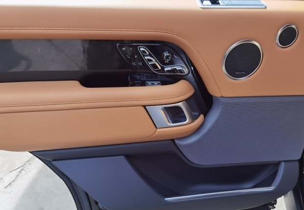 2021款路虎揽胜创世加长极致奢华suv   