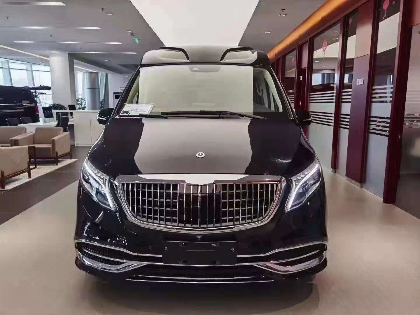 全新奔驰v260l7座改装高顶商务车