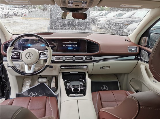 迈巴赫gls600礼尚版,迈巴赫GLS600双拼色 国六迈巴赫gls600港口现车全国可分期