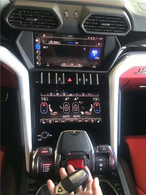 21款兰博基尼urus霸气十足 更具时尚