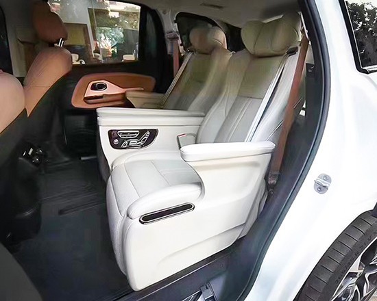 蔚来es8改装后排航空座椅最新案例曝光7 蔚来es8改装后排航空座椅最新案例曝光