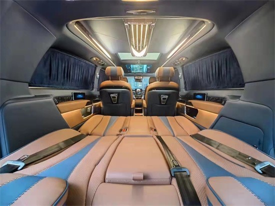 福建奔驰改装奔驰v260商务车7座现车