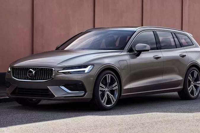 沃尔沃全新V60上市，全系搭2.0T引擎，33.99万元起售