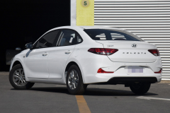 尾箱带字母的合资车，油耗堪比摩托车，从11万下探到5.99万