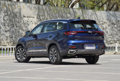 黑马级SUV，压榨290扭矩，8.6万配1.6引擎，油耗碾压合资