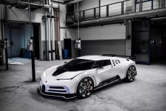 【车问大师】8.0T、0~200km/h 6.1s，布加迪又要来破世界记录了