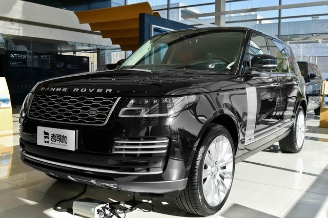 爱不释手的选择 小哥带你看路虎揽胜