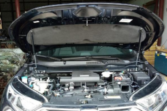 引擎盖为何一撞就变形？车企故意设计的！这些汽车冷知识都知道吗