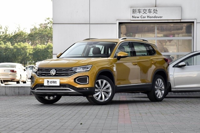 实力口碑兼具 小哥带你看大众探岳