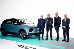 爱驰汽车携欧洲合作伙伴亮相斯图加特 发布欧版U5及U6 ion造型预览