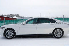 2022款宝马7系路试谍照曝光 预计明年正式亮相