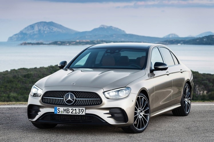 时隔四年，新款奔驰E级憋出了大招，这下真没有买S级的必要了！