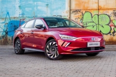 试驾北京现代菲斯塔纯电动 超长续航的组合拳