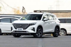 大空间低售价的中型SUV 传祺GS5 VS 捷途X95