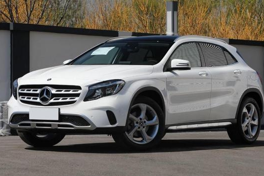 平均降价达8.5万，这台奔驰为清库存真拼了，网友：赶紧入手啊！