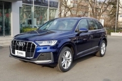 经销商预售价约70-90万 新款奥迪Q7实车到店