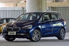 将舒适进行到底 宝马2系旅行车 VS 奔驰B级