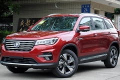 实用主义者 小哥带你看长安CS75