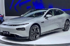 EV早点：小鹏P7公布706km续航版本；国产Model 3长续航后驱版续航为668km