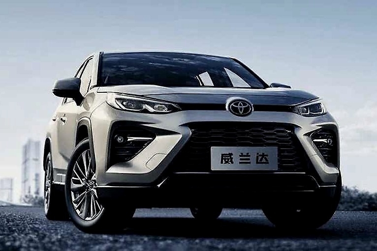 月开销低至1412元，丰田威兰达燃油和双擎版购车、养车差多少？