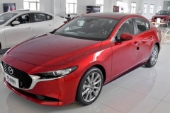 日系品牌第二梯队能否挑战市场“爆款” 昂克赛拉 VS 轩逸