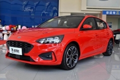 家用时髦小钢炮 小哥带你看福特福克斯