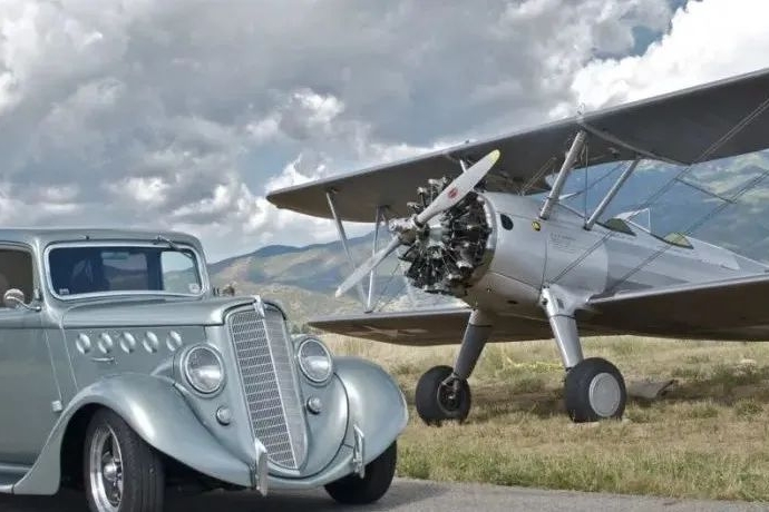 为什么车企总想上天？