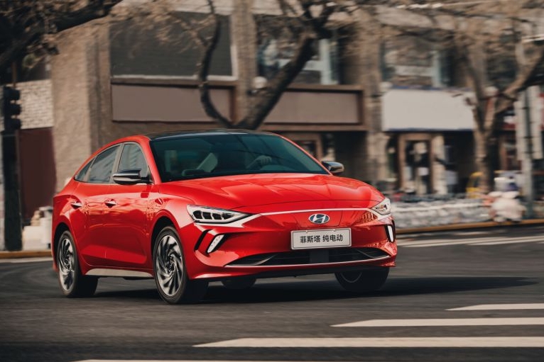 刚上市就降3万，续航达490km至追特斯拉，菲斯塔纯电版＂撒钱＂了