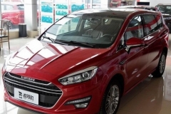 舒适好用的家用MPV 小哥带你看力帆轩朗