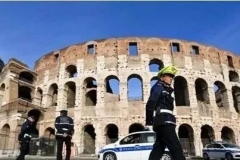 中国宣布提供1000台呼吸机！意大利人喊美国快来看，高呼拥抱中国