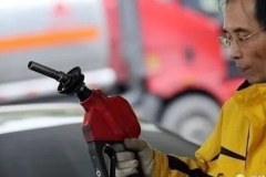 油价调整消息：今天3月12日，加油站，调整后89、92、95汽油售价