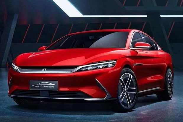 比亚迪最顶级的电动车，这内饰设计，满分十分你打几分？