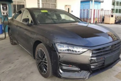 比亚迪汉实车曝光 车身修长/配隐藏门把手 将6月份上市