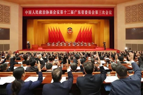 这个车道，超车后不回原车道扣3分