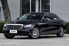 用实力说话 小哥带你看奔驰E级