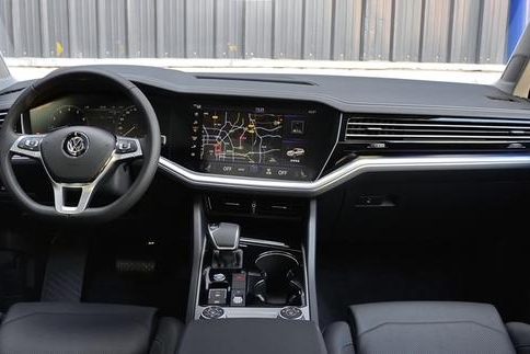 大众豪华SUV降了！售价幅度有点大，比JEEP牧马人更亲民