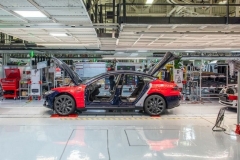 柏林工厂一波三折？特斯拉员工因疫情撤离德国