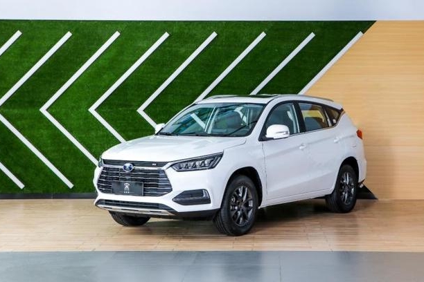 车动态：比亚迪宋经典预售；雪佛兰Traverse官图；新款Q7限量版