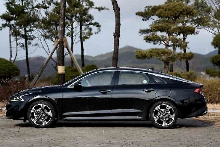 性价比不错，1月销量仅2辆，起亚K5为啥卖不动？