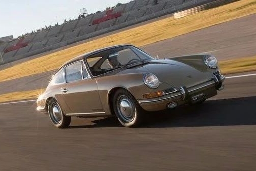 不开玩笑，用A6L的钱去买台全新保时捷吧