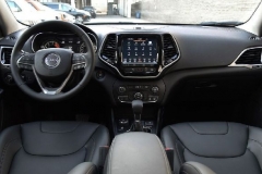 Jeep主销SUV自由光为啥呈自由落体式坠亡？