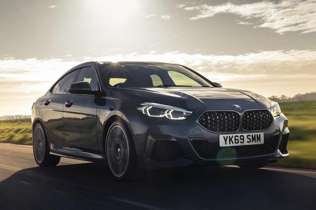 宝马M235 i官图发布 搭载宝马最强2.0T动力